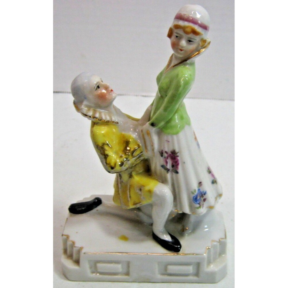 Victorian-style courting couple, men and women